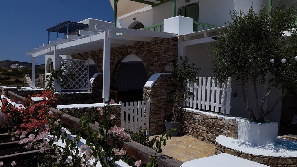 St George Antiparos Apartments And Studios Agios Georgios  Dış mekan fotoğraf